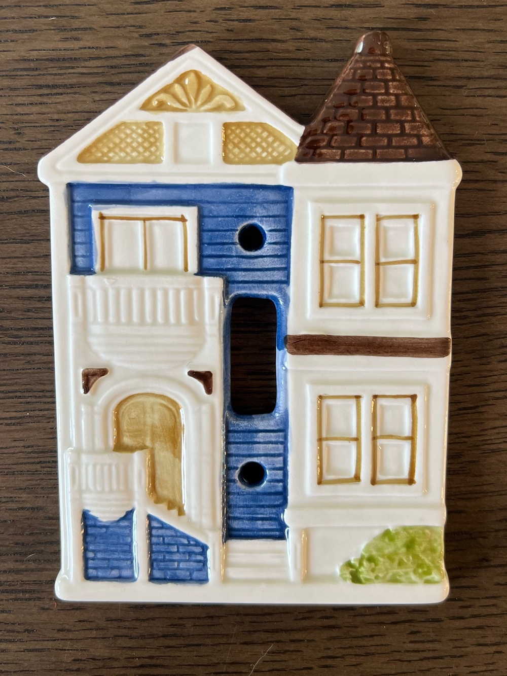 Otagiri Ceramic Victorian House Switch Plate in Blue, White and Brown